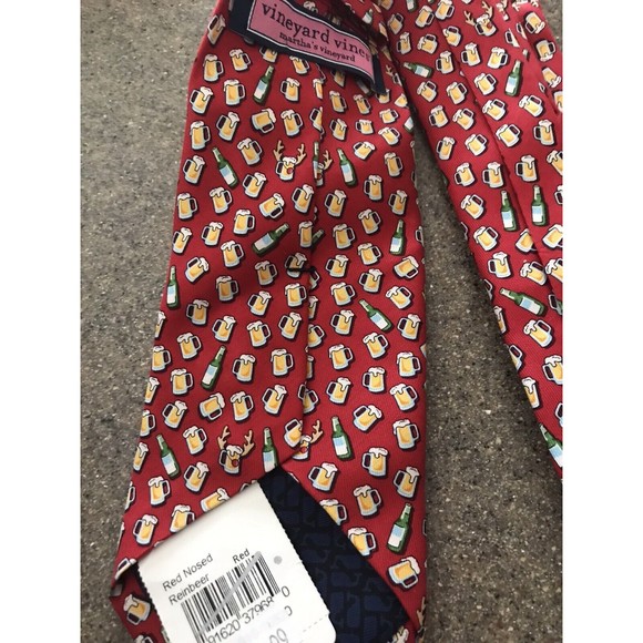 NWT Mens Vineyard Vines Christmas Red Nosed Reindeer Beer Mug  Tie $85 - Picture 3 of 3